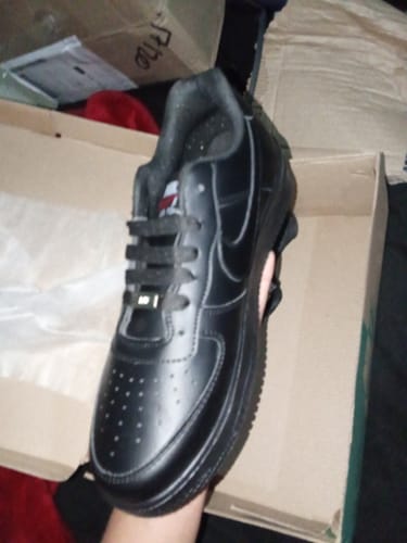 Customer photo review of Tenis 270 Negro Total