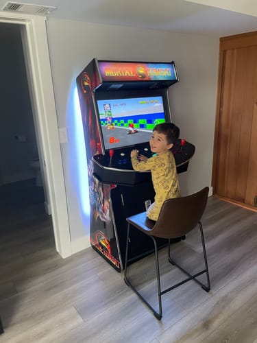 Customer photo review of 4 PLAYER STANDUP Arcade Machine 3505 Classic Games