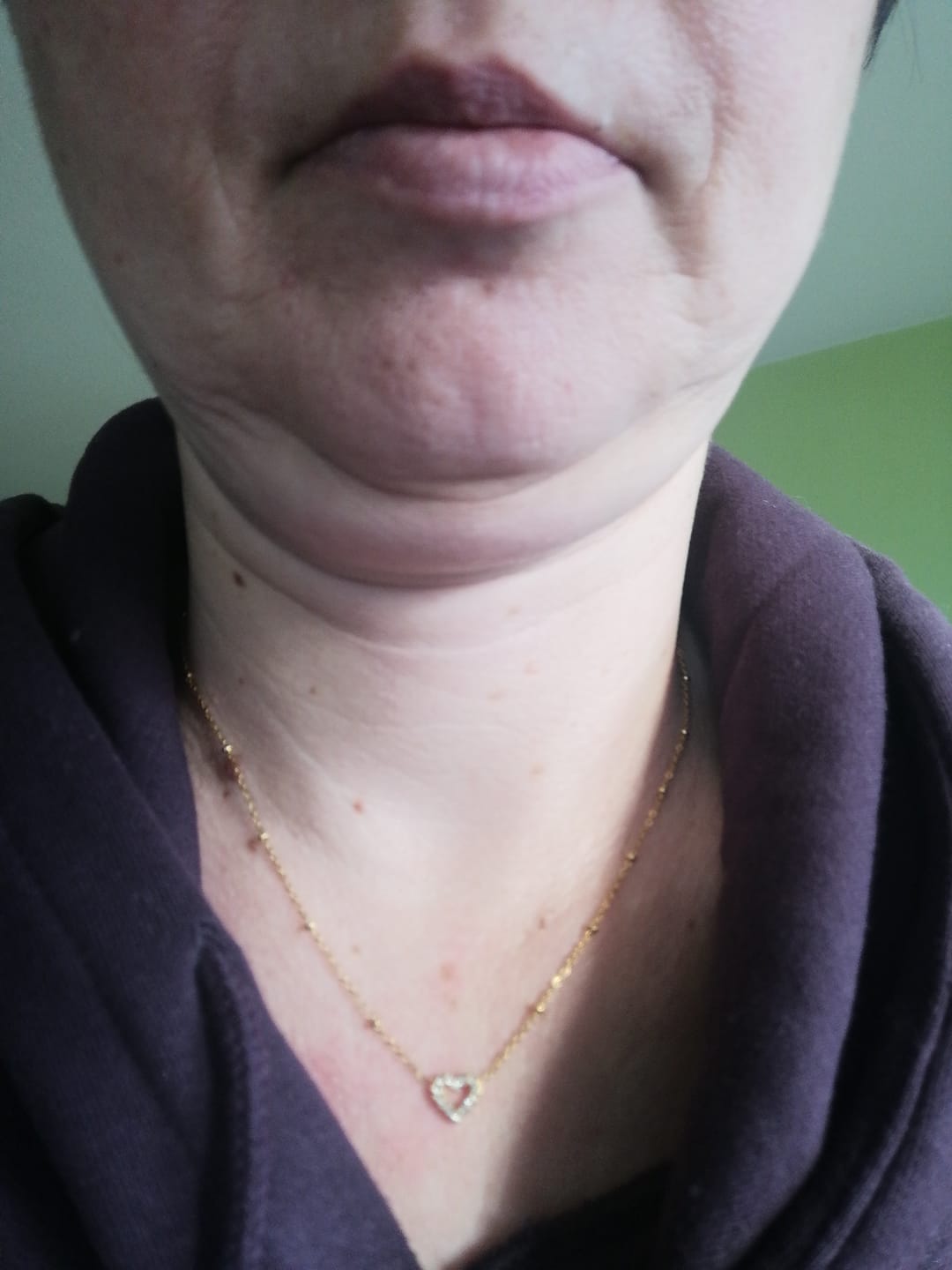 Customer photo review of Cute Little Heart Kette 18K Vergoldet