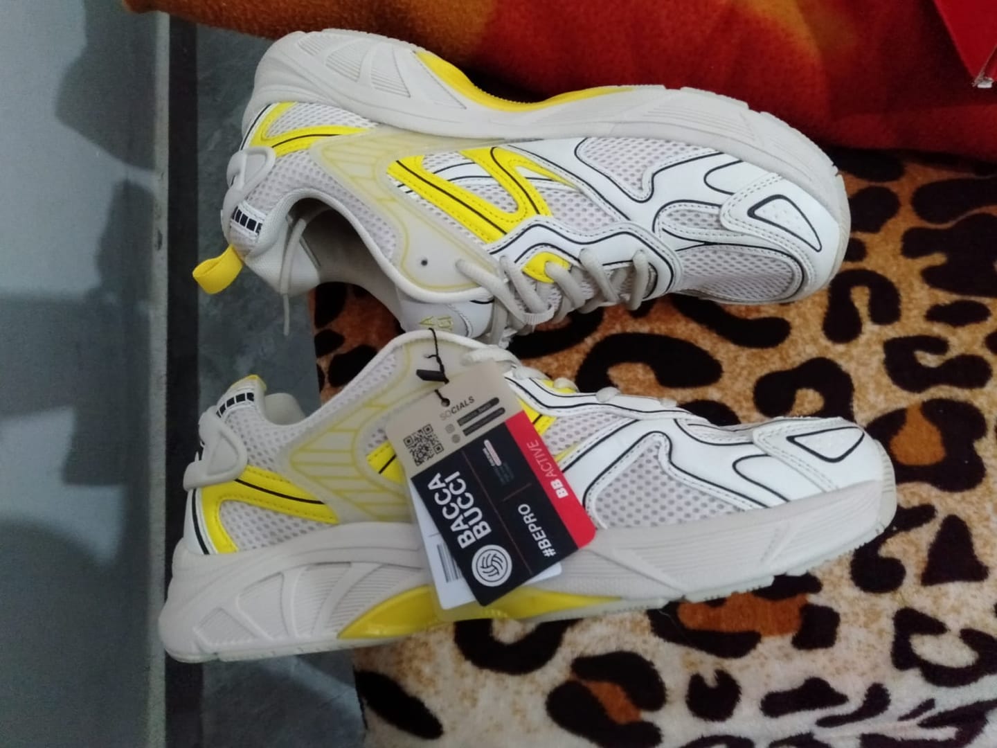 Customer photo review of Bacca Bucci Spectra Men's Sneakers