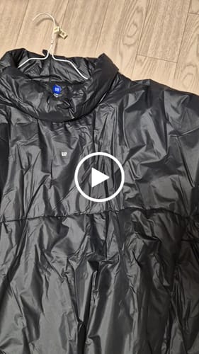 Customer video review of Mock Neck Pullover Puffer - Yeezy Gap Engineered By Balenciaga