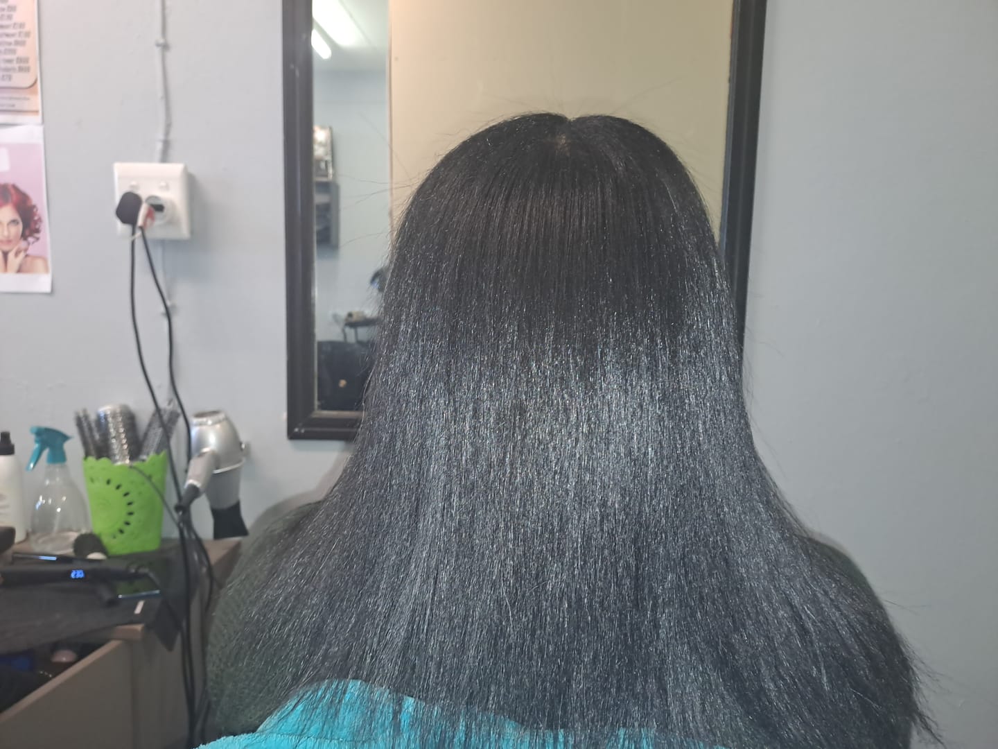 Customer photo review of Silver Bullet Lightning Titanium Straightner 25mm up 230 Degrees