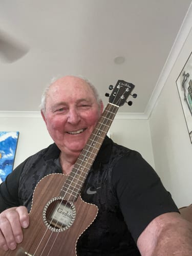Customer photo review of BT-LG Worth Brown Tenor Low G Ukulele Strings TWO Restrings per Pack Fluorocarbon