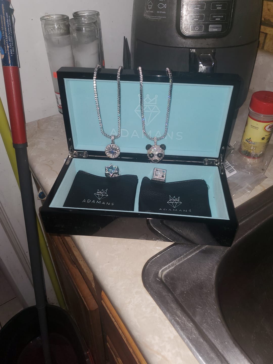 Customer photo review of Premium Adamans Box