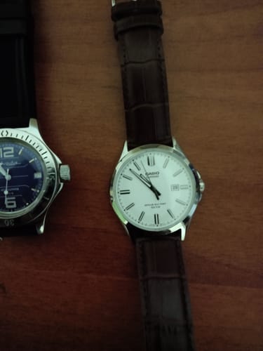 Customer photo review of Reloj Casio Sapphire Análogo MTS-100L-7AVDF Correa de Cuero