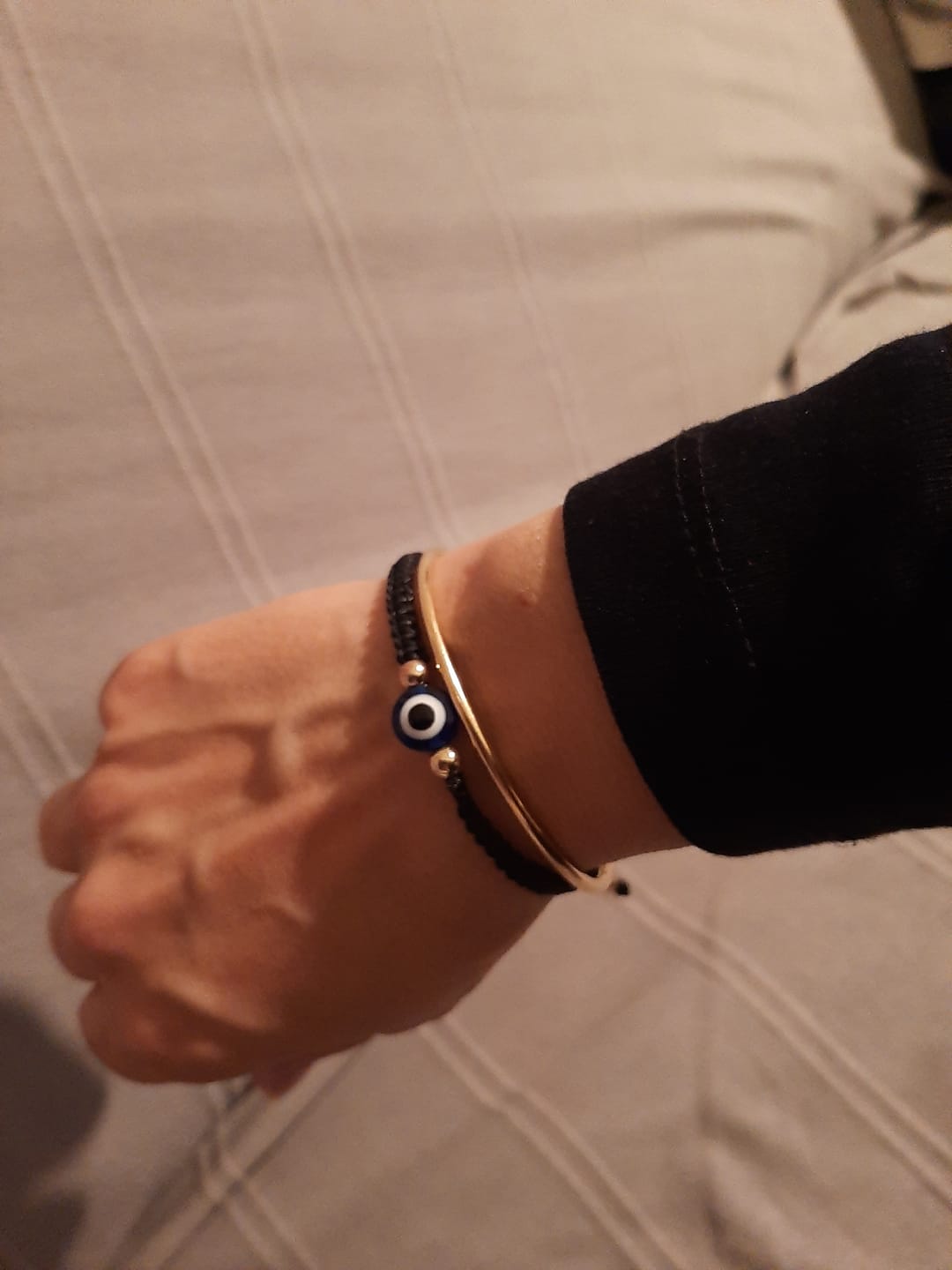 Customer photo review of Bracelet OEIL BLEU PORTE-BONHEUR