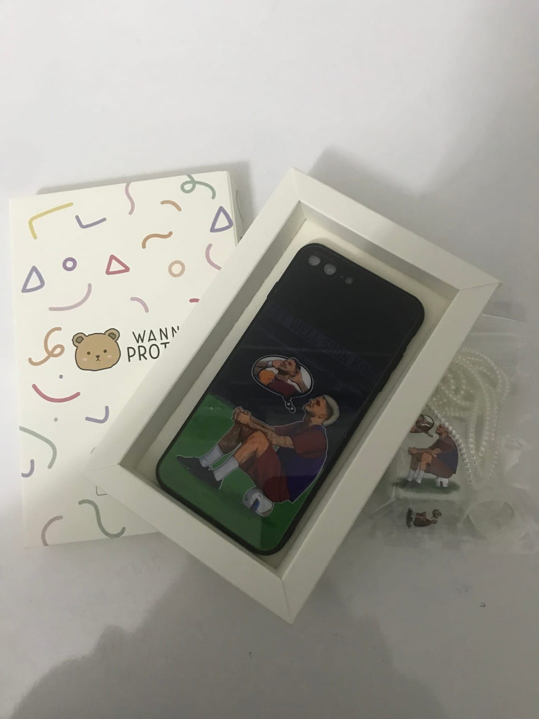 Customer photo review of "VEFA." Cam Telefon Kılıfı