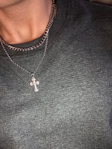 Customer photo review of KAMI STYLE CROSS DOUBLE CHAIN NECKLACE
