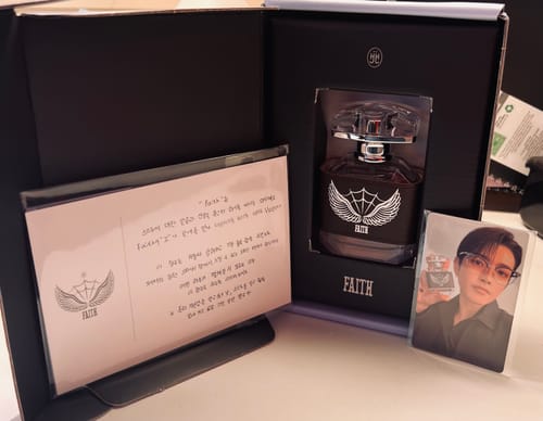 Customer photo review of ATEEZ HONGJOONG - FAITH 2024 BIRTHDAY MD PERFUME
