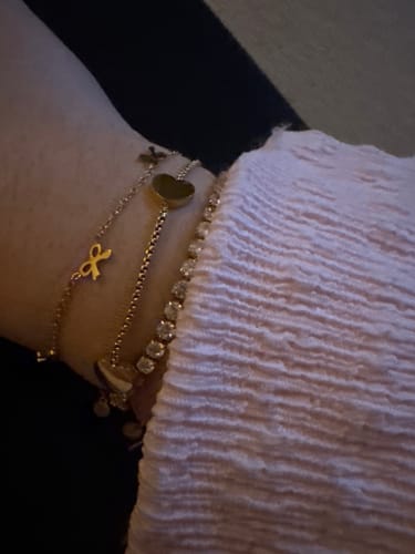 Customer photo review of Lovely Tennis Armband | 18K vergoldet