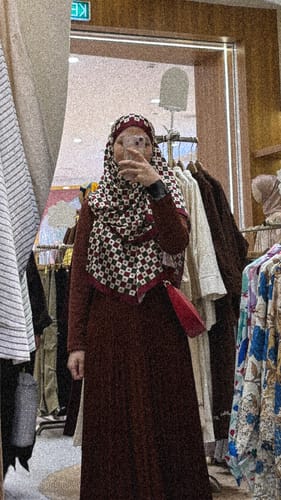 Customer photo review of Monogram Shawl (Burgundy)