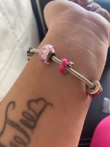 Customer photo review of Charm Oruga Rosa