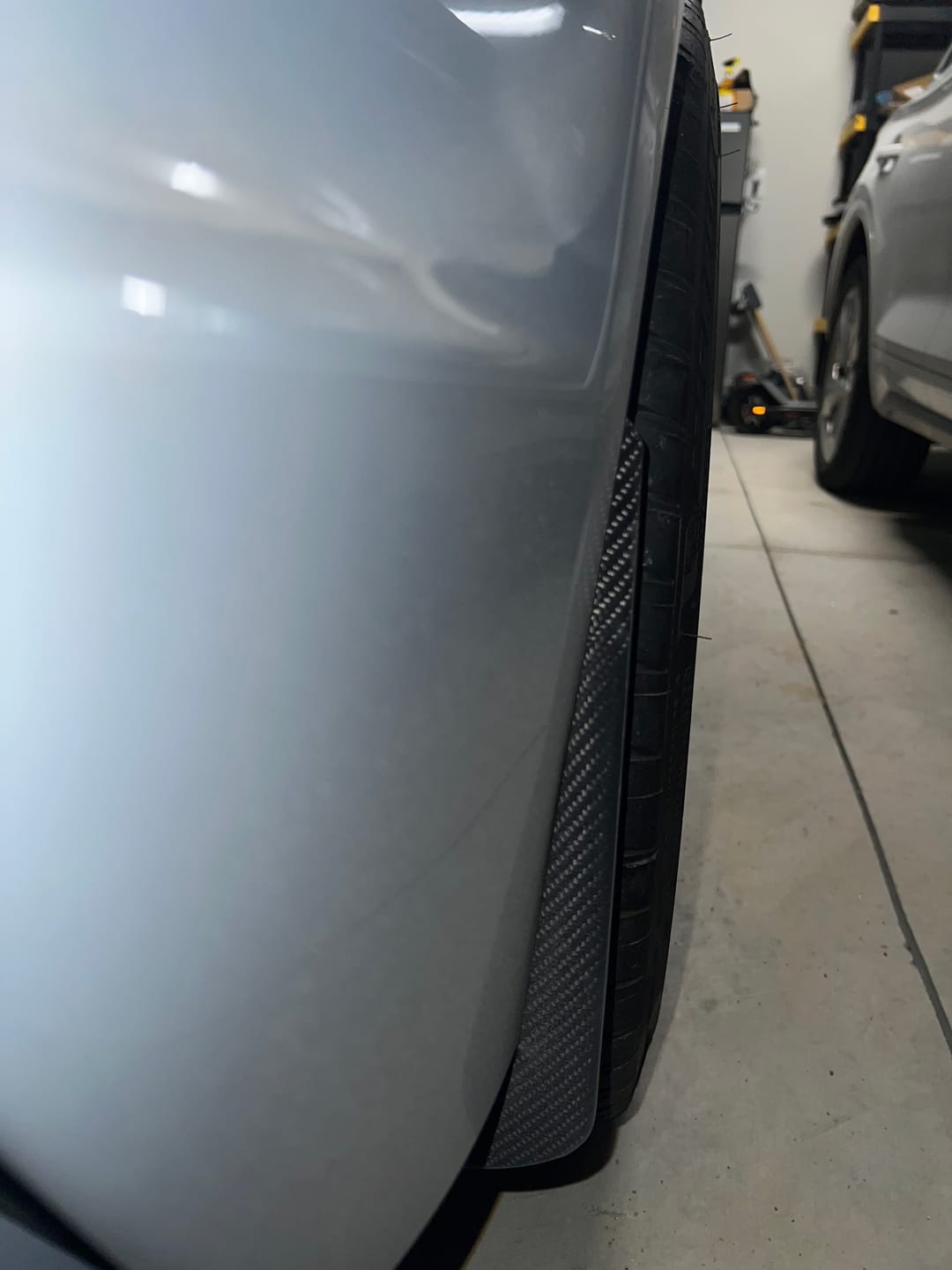Customer photo review of Chevrolet Corvette C8 Z06 XL Extended Front & Rear Splash Guard