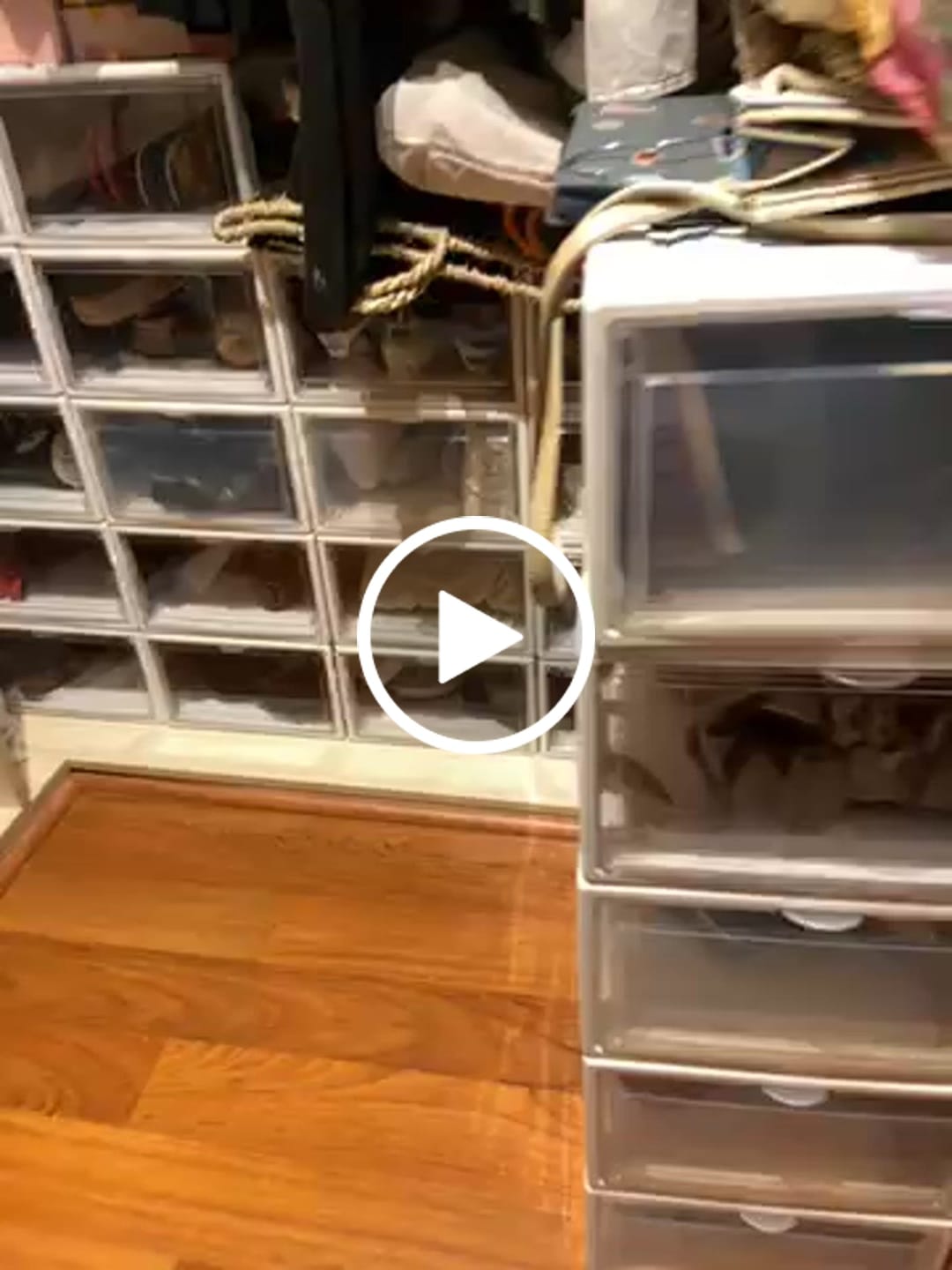 Customer video review of Caja Organizadora de Zapatos Blanca Transparente (caja unitaria) Cada Cosa En Su Lugar®