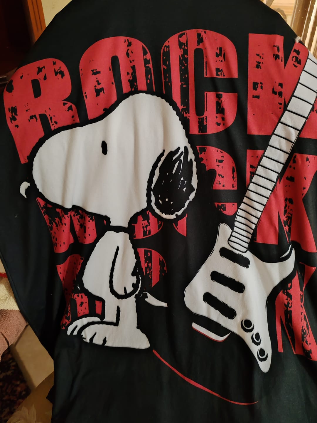 Customer photo review of Playera Pijama Snoopy Rock
