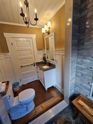 Customer photo review of Bridgeport SLIM 36" Satin White Bathroom Vanity, Right Sink