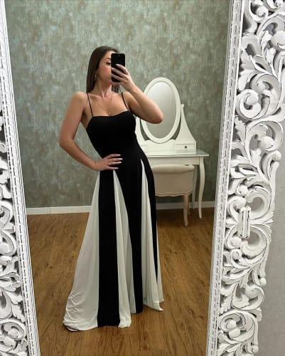 Customer photo review of Paloma maxi dress