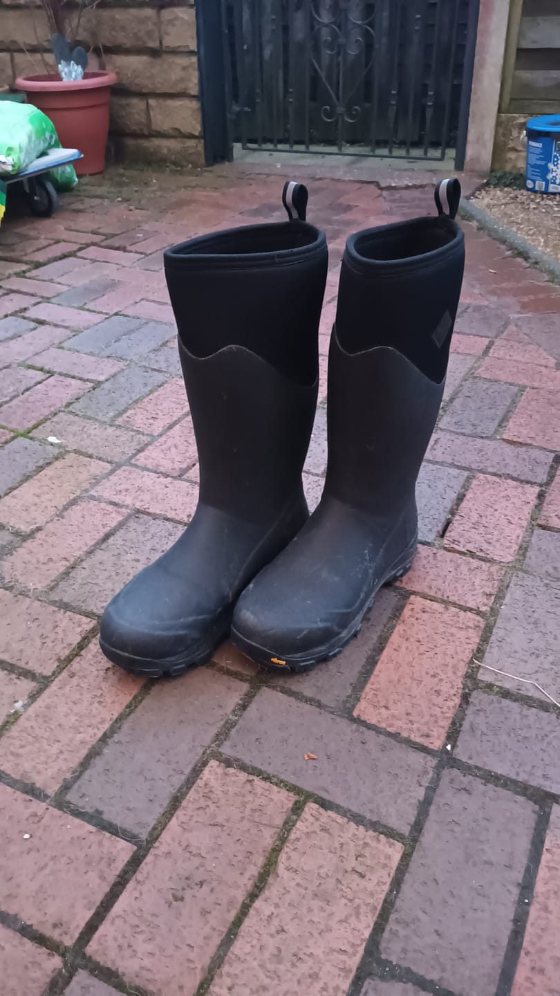 Customer photo review of Men's Muck Boots Arctic Ice Tall Wellingtons