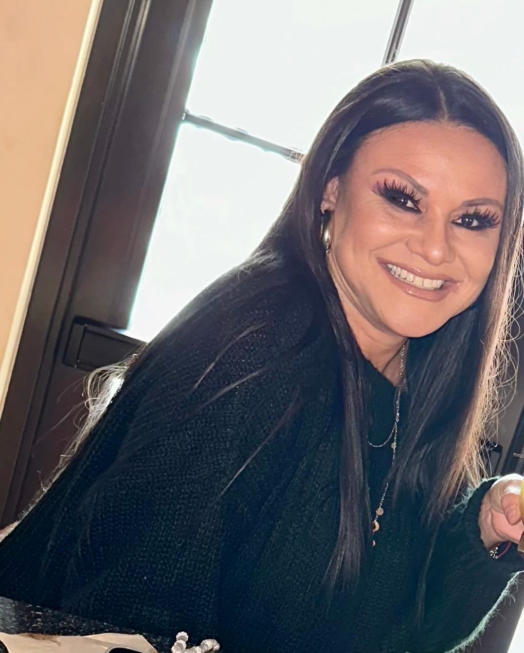 Customer photo review of Dark Brown #2 Straight DIY Hair Extensions Home Kit
