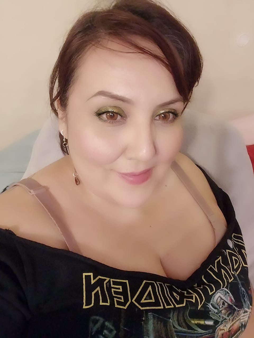 Customer photo review of Three Tone HONEY Brown Prescription Coloured Contact Lenses