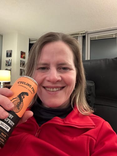 Customer photo review of Ruby Grapefruit THC Seltzer, 6pk