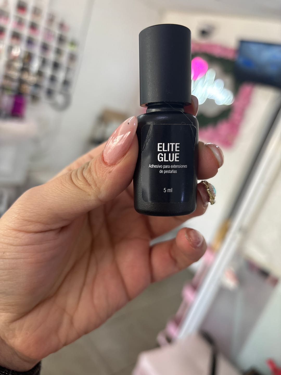 Customer photo review of Elite Glue