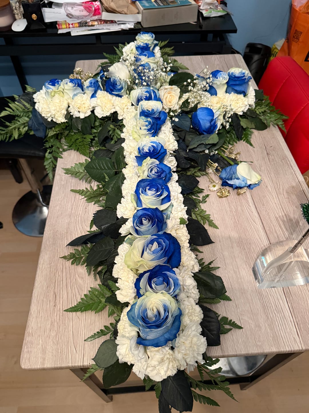 Customer photo review of Blue & White Roses
