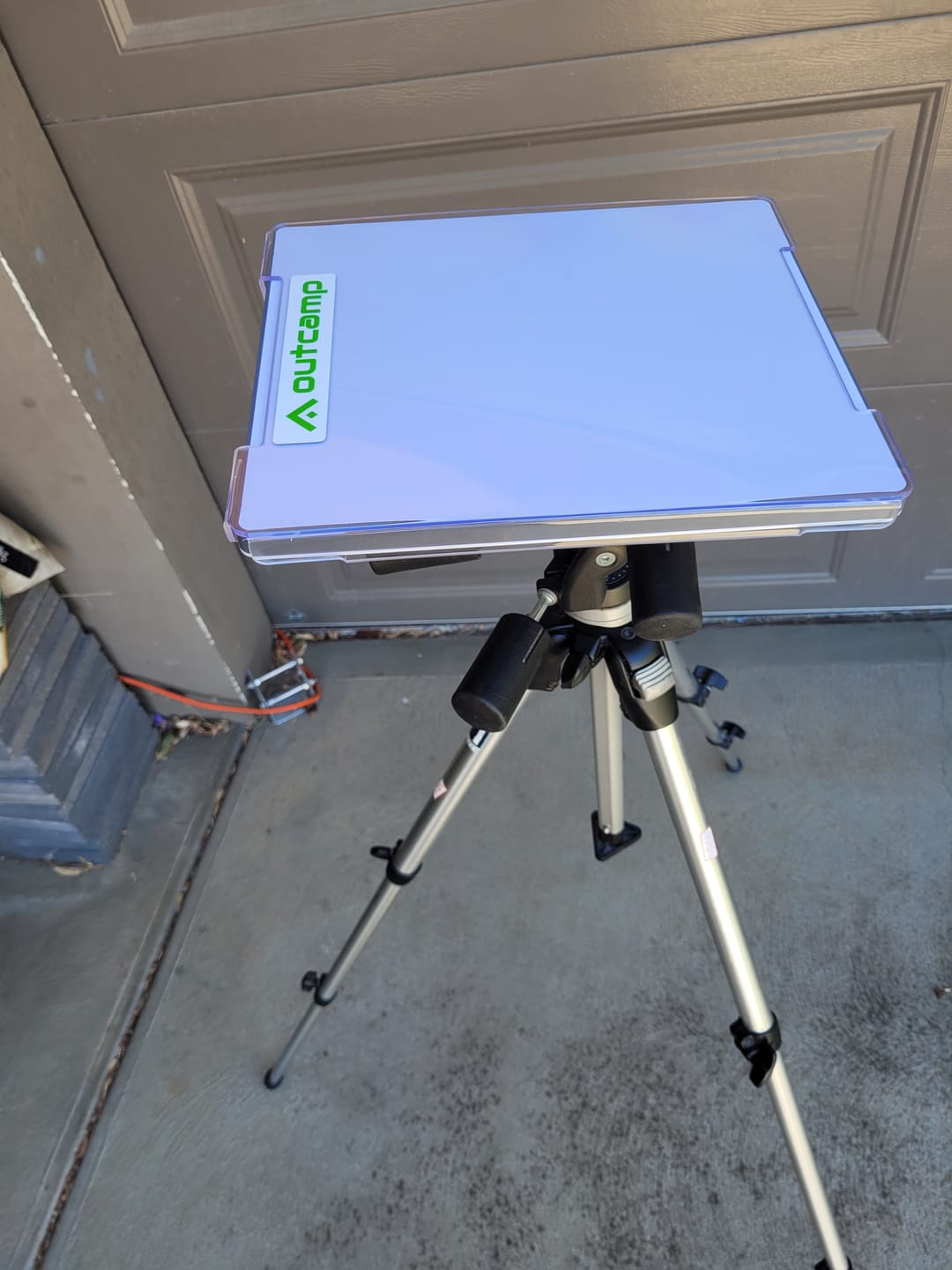 Customer photo review of Starlink Mini Tripod Mount