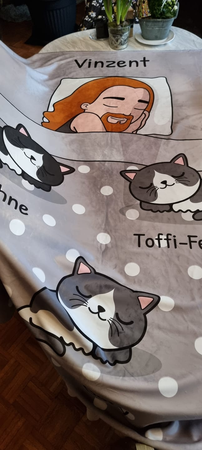 Customer photo review of Kuschelzeit mit Fellnasen Single - Individuelle Decke