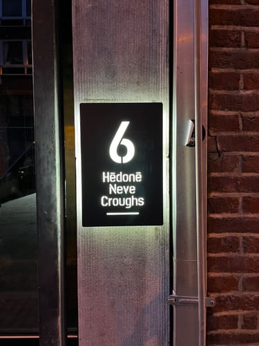 Customer photo review of Numero civico e testo luminoso modello Lux Vertical