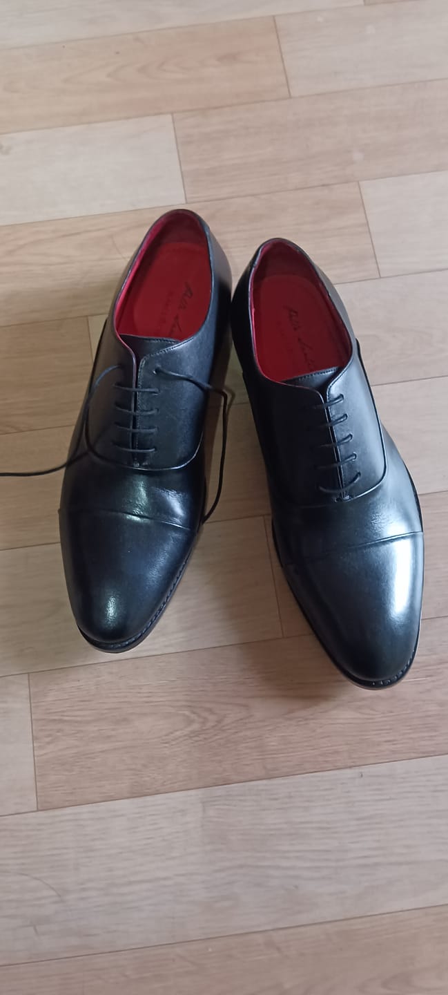 Customer photo review of Classic Cap Toe Oxfords - Black