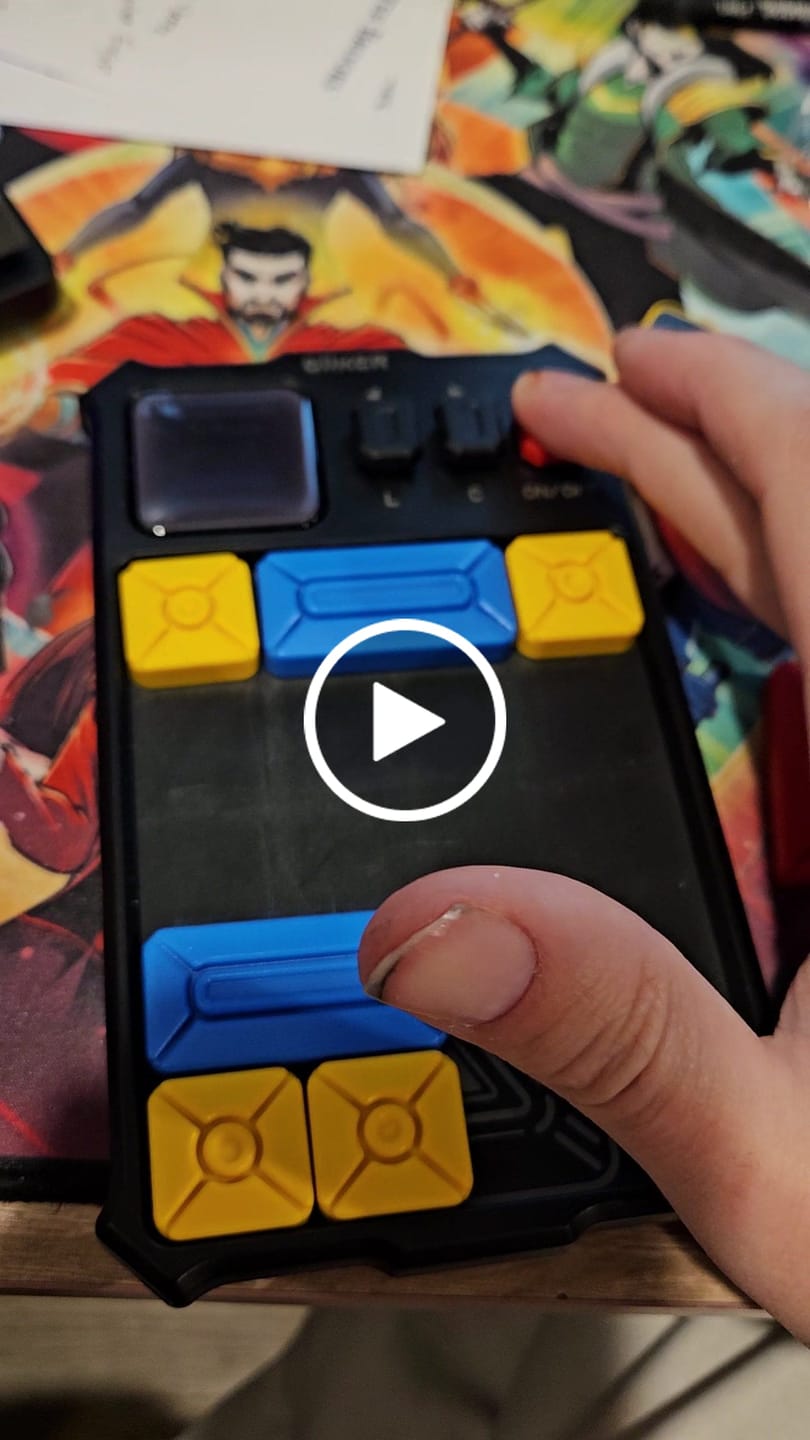 Customer video review of GiiKER Super Slide Puzzle Games