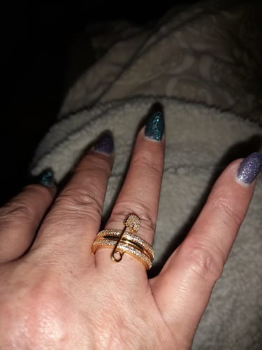 Customer photo review of DREIREIHIGER „LOVE, SMILE, Happiness “ RING MIT SICHERHEITSNADEL