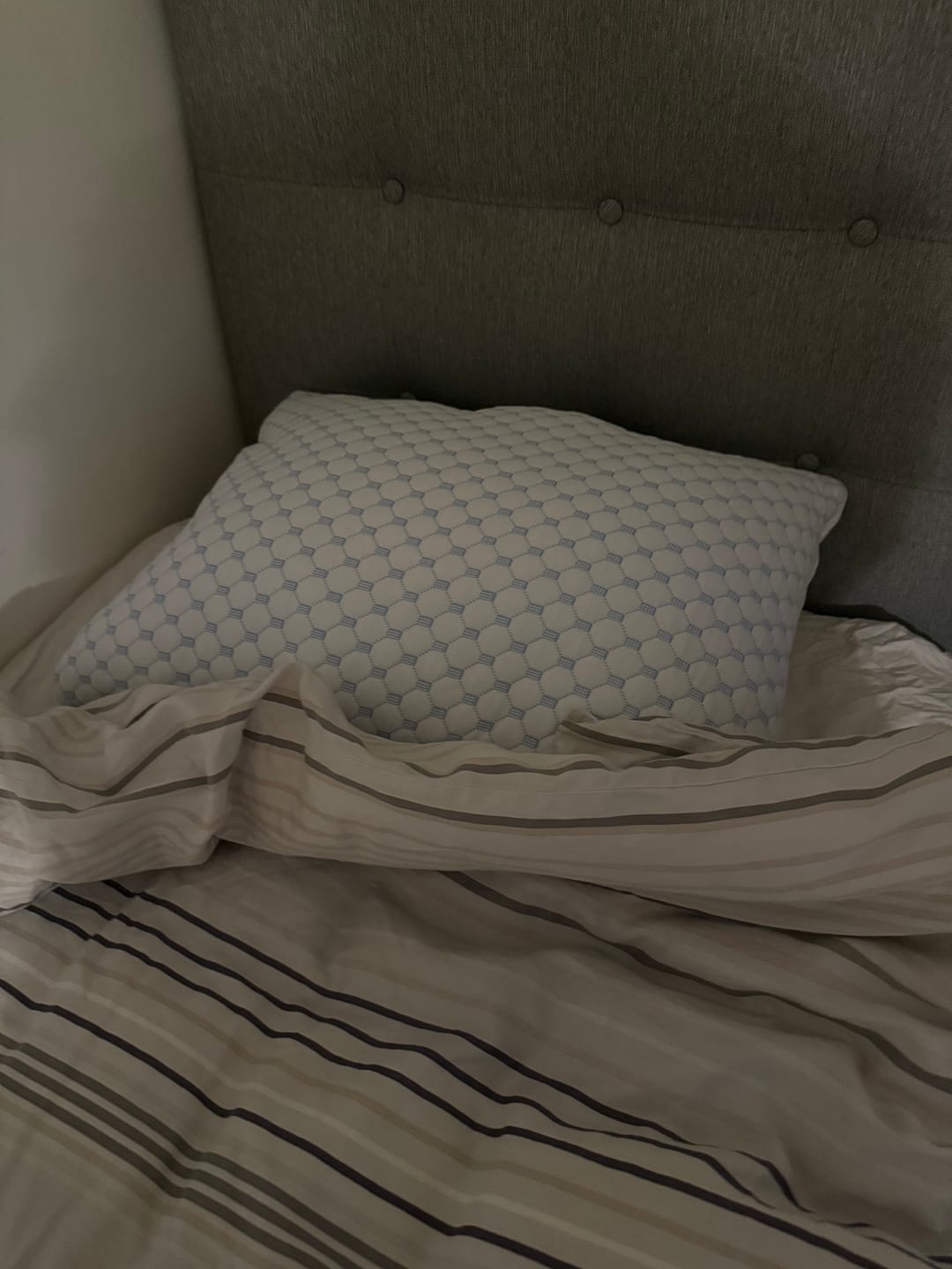 Customer photo review of ComfortPillow 2.0 - Den justerbare hovedpude (CYBER MONDAY PAKKETILBUD 2 STK.)