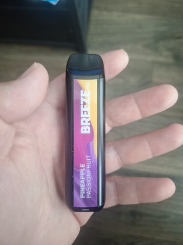 Customer photo review of Breeze Prime Edition Disposable Vape