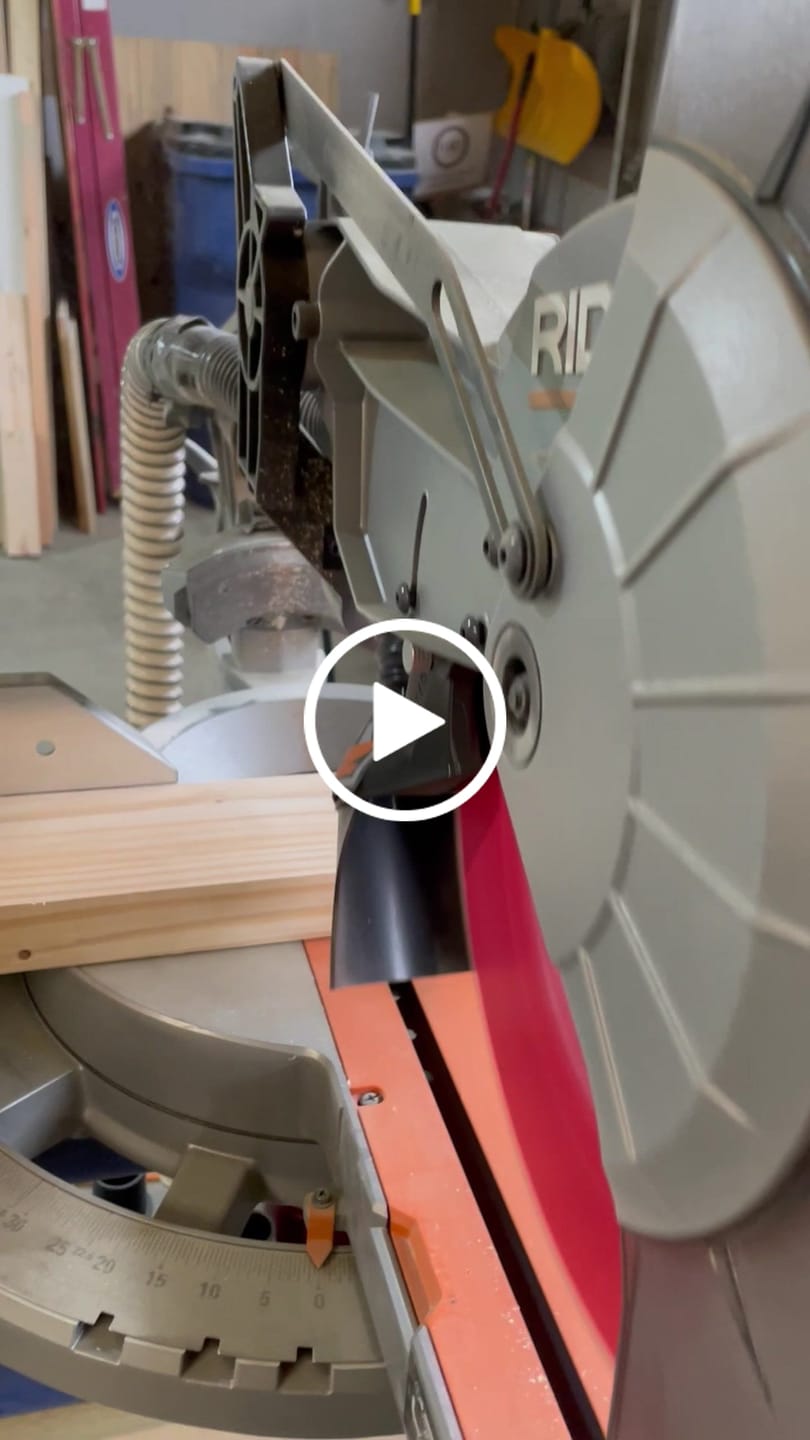 Customer video review of Ridgid 12" Sliding Miter Saw Dust Collection Chute (R4222)