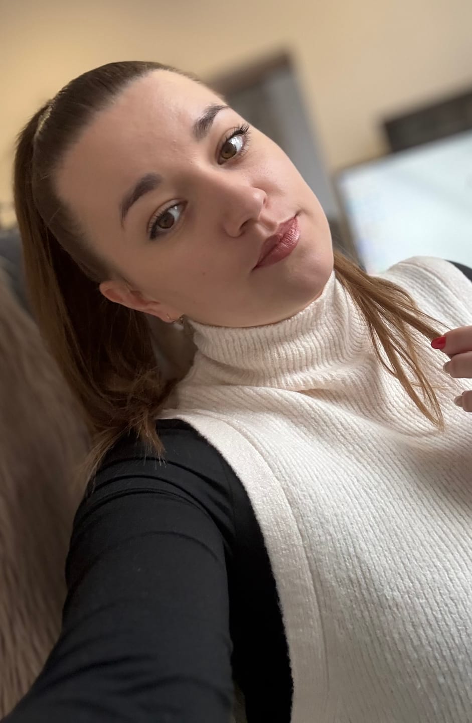 Customer photo review of Ruj mat cu textura confortabila