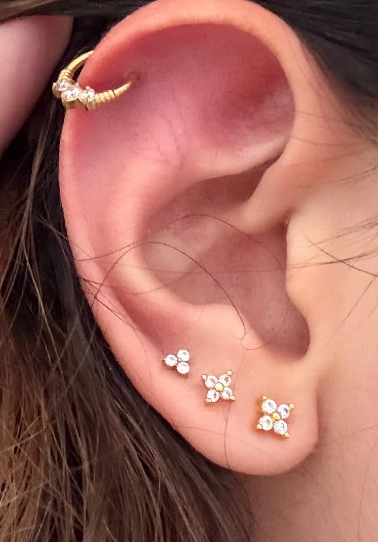 Customer photo review of Bianca Clicker Piercing | Chirurgenstahl