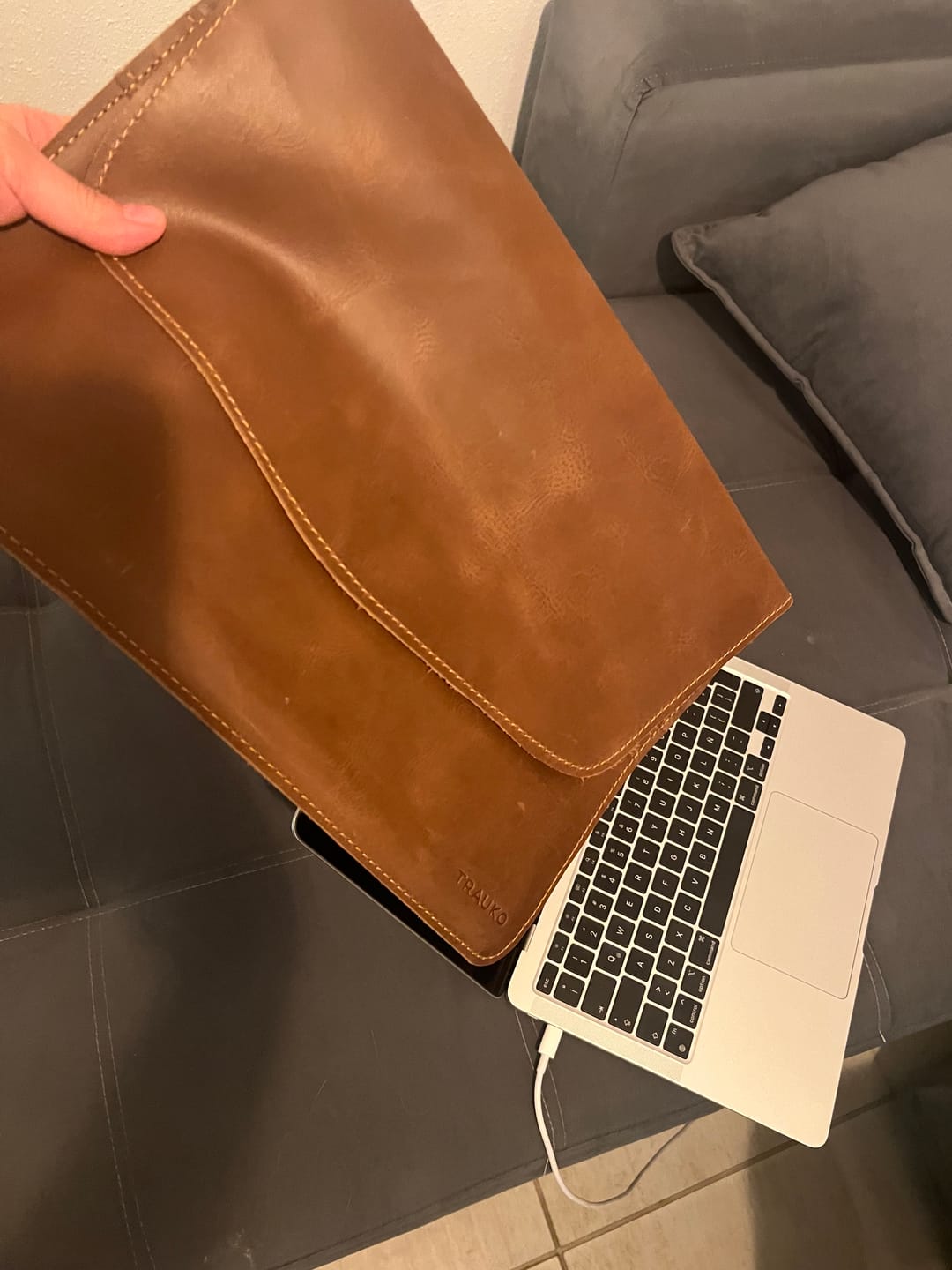 Customer photo review of Funda Notebook Bilbao