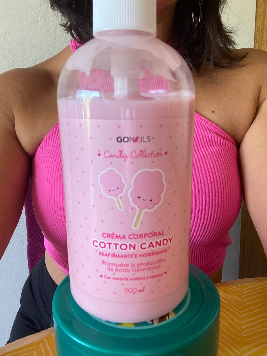 Customer photo review of Crema de Cuerpo Reafirmante e Hidratante Cotton Candy 500 ml
