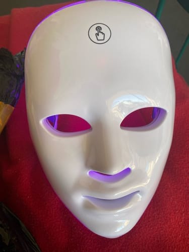 Customer photo review of LED Light Therapy Face Mask | Anti Ageing Mask