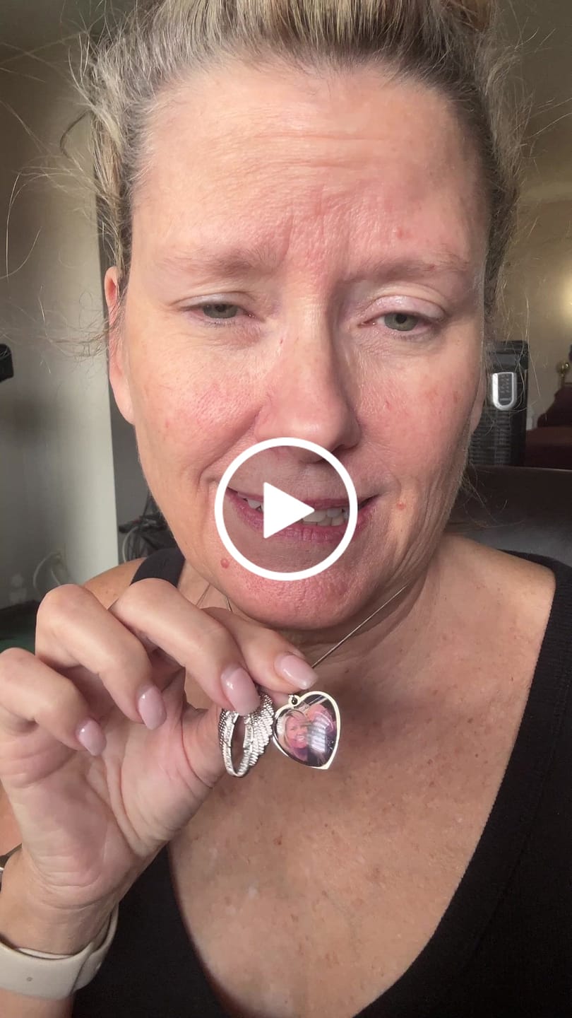 Customer video review of Engravable Heart Necklace With Picture