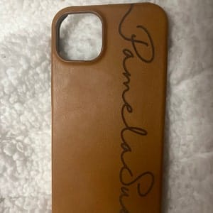 Customer photo review of Personalized Leather Phone Case for iPhone and Samsung