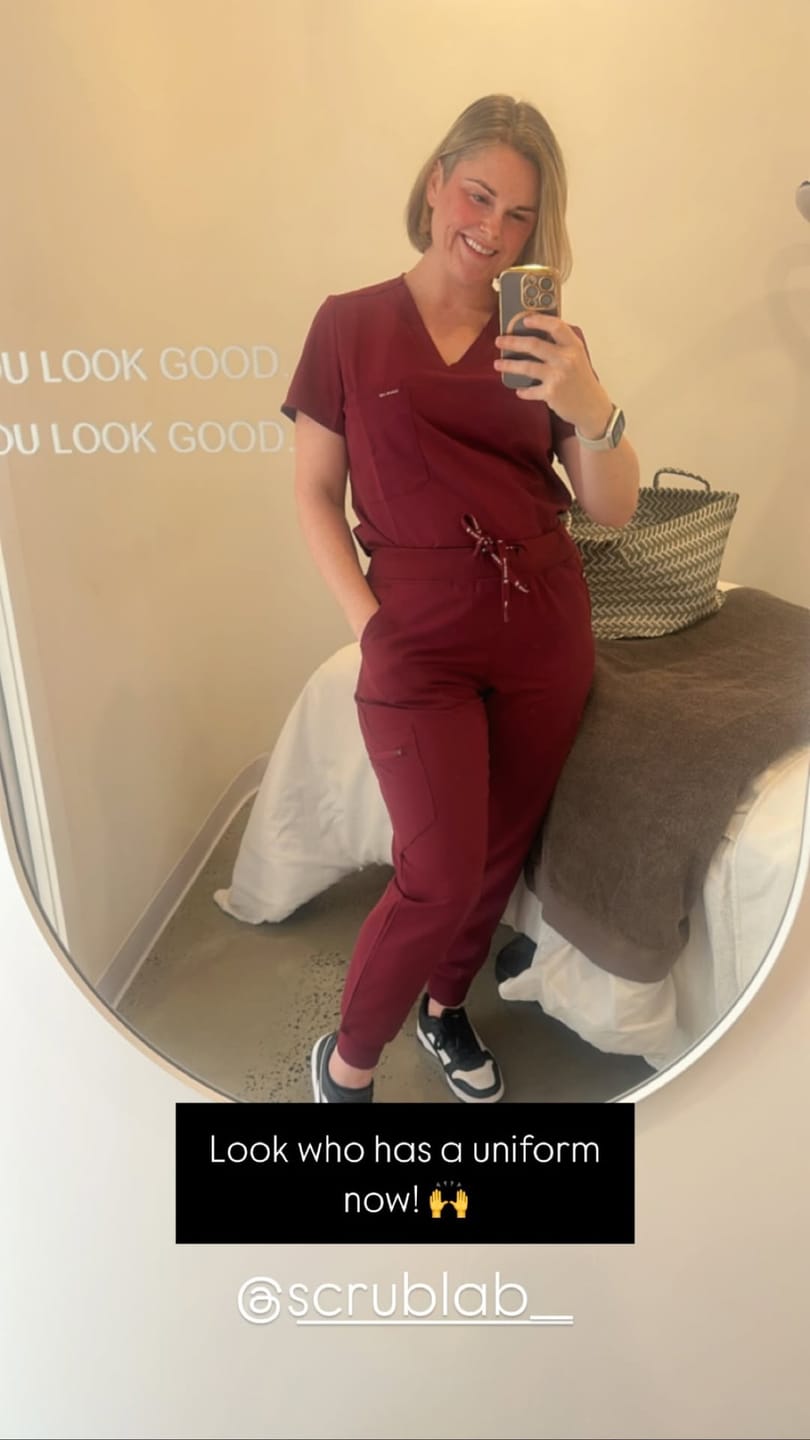 Customer photo review of LUCY Jogger Scrub Pants (Original SLTECH™ fabric) - Maroon