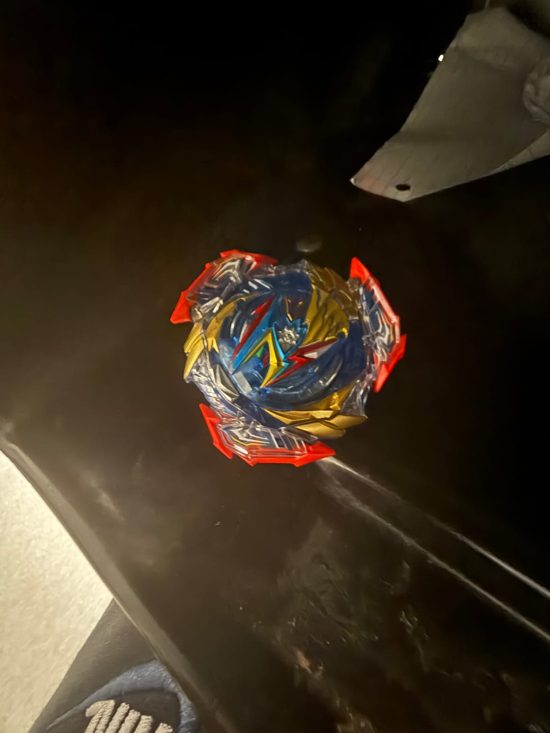 Customer photo review of Takara Tomy Ultimate Valkyrie Variable'-9 Burst DB Beyblade B-193 (Limited)