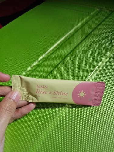 Customer photo review of NMN Rise & Shine