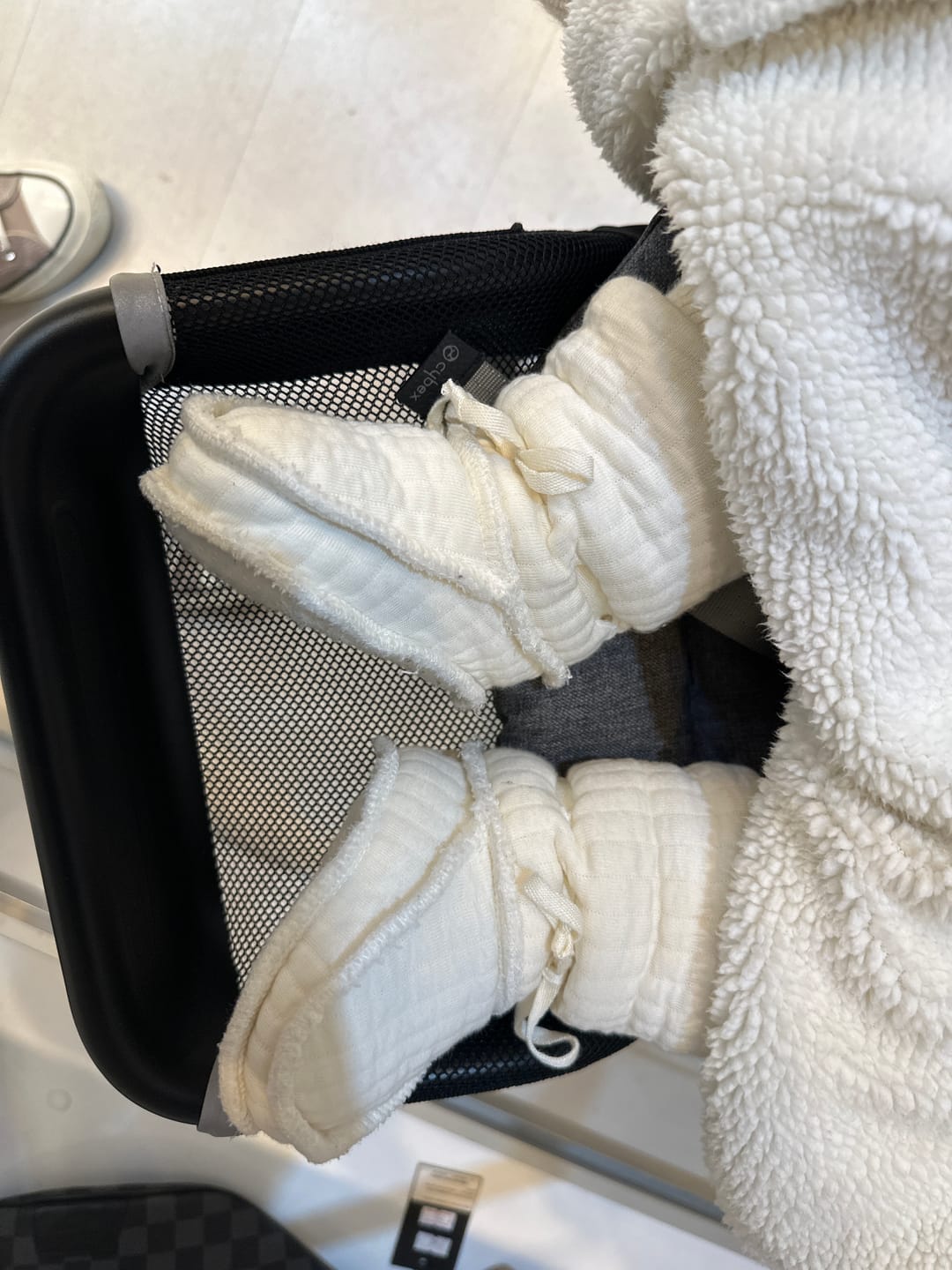 Customer photo review of Wellsoftlu Kapitone Ekru Bebek Patiği