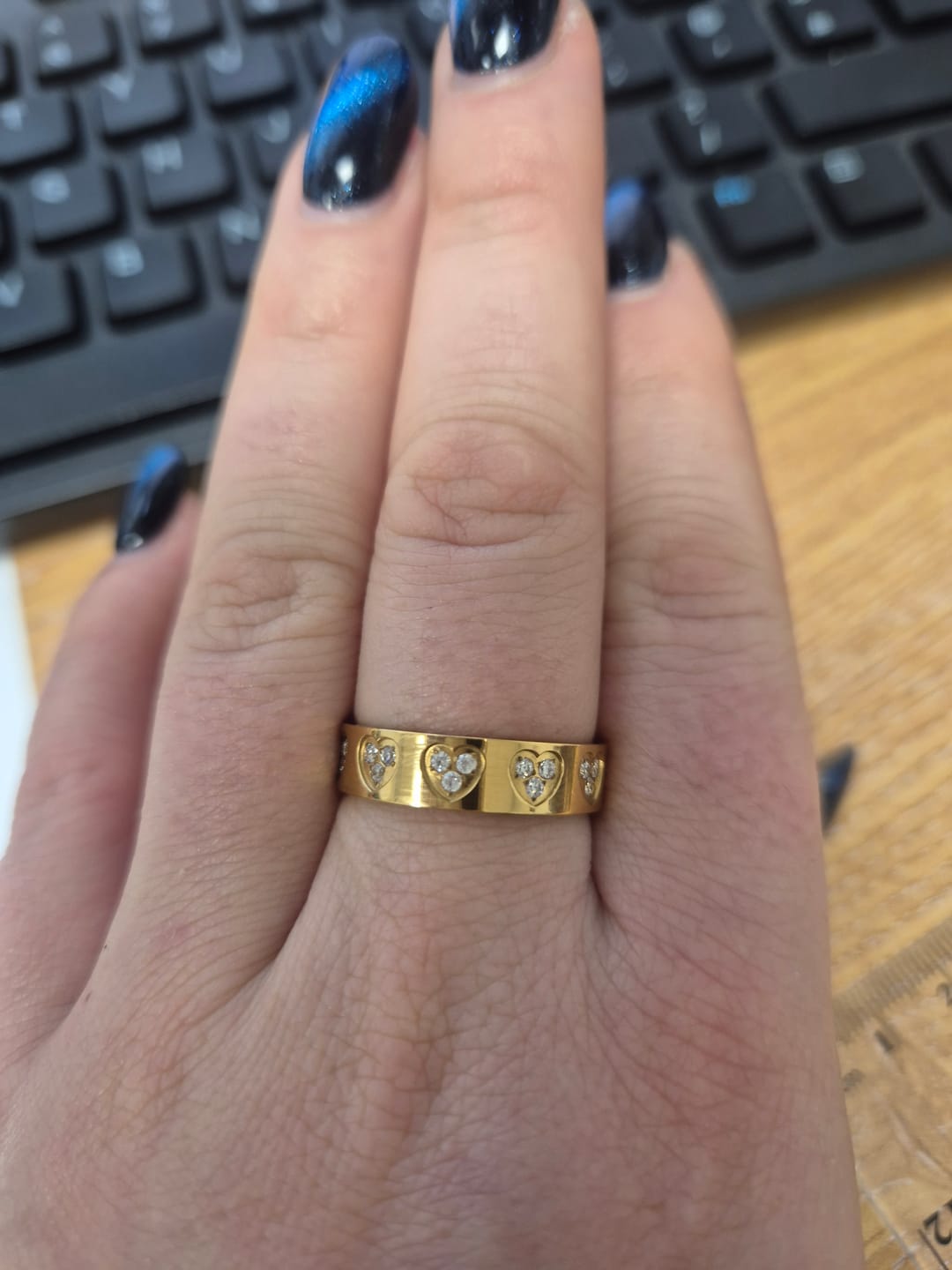Customer photo review of Zirconia heart ring gold