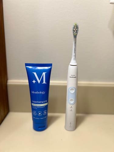 Customer photo review of Mouthology Fluoride-Free Toothpaste