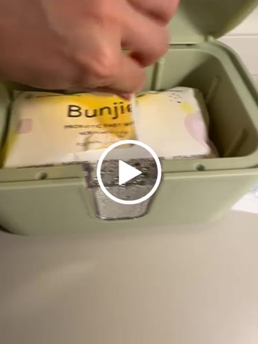 Customer video review of 12 Pack of Probiotic Baby Wipes
